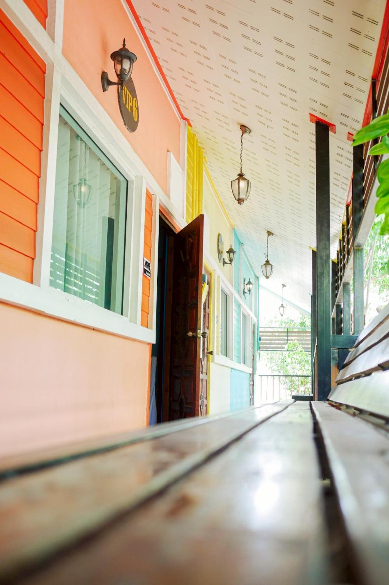 Rak Kun Resort 2 Nakhon Sawan Dış mekan fotoğraf