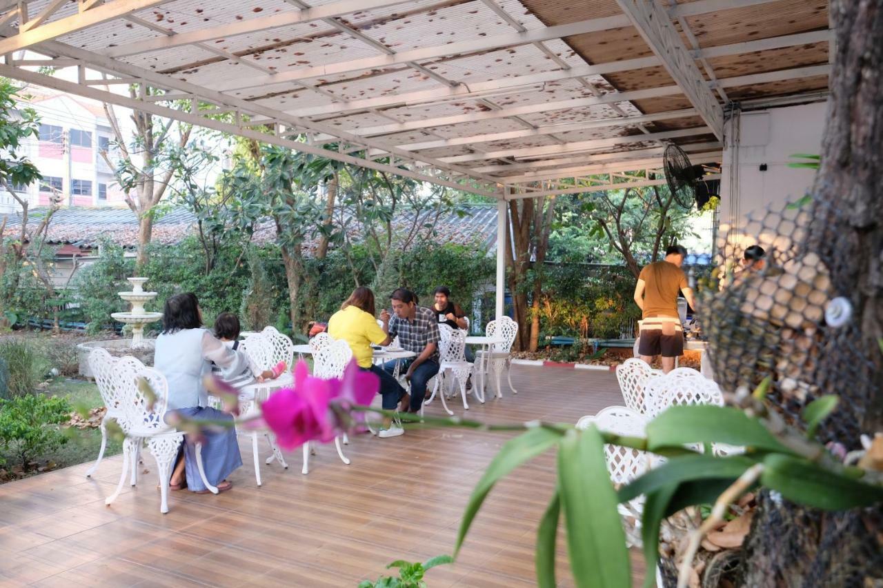 Rak Kun Resort 2 Nakhon Sawan Dış mekan fotoğraf